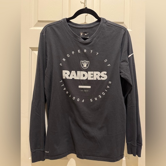 Nike Other - Las Vegas Raider’s men’s long sleeve shirt size large